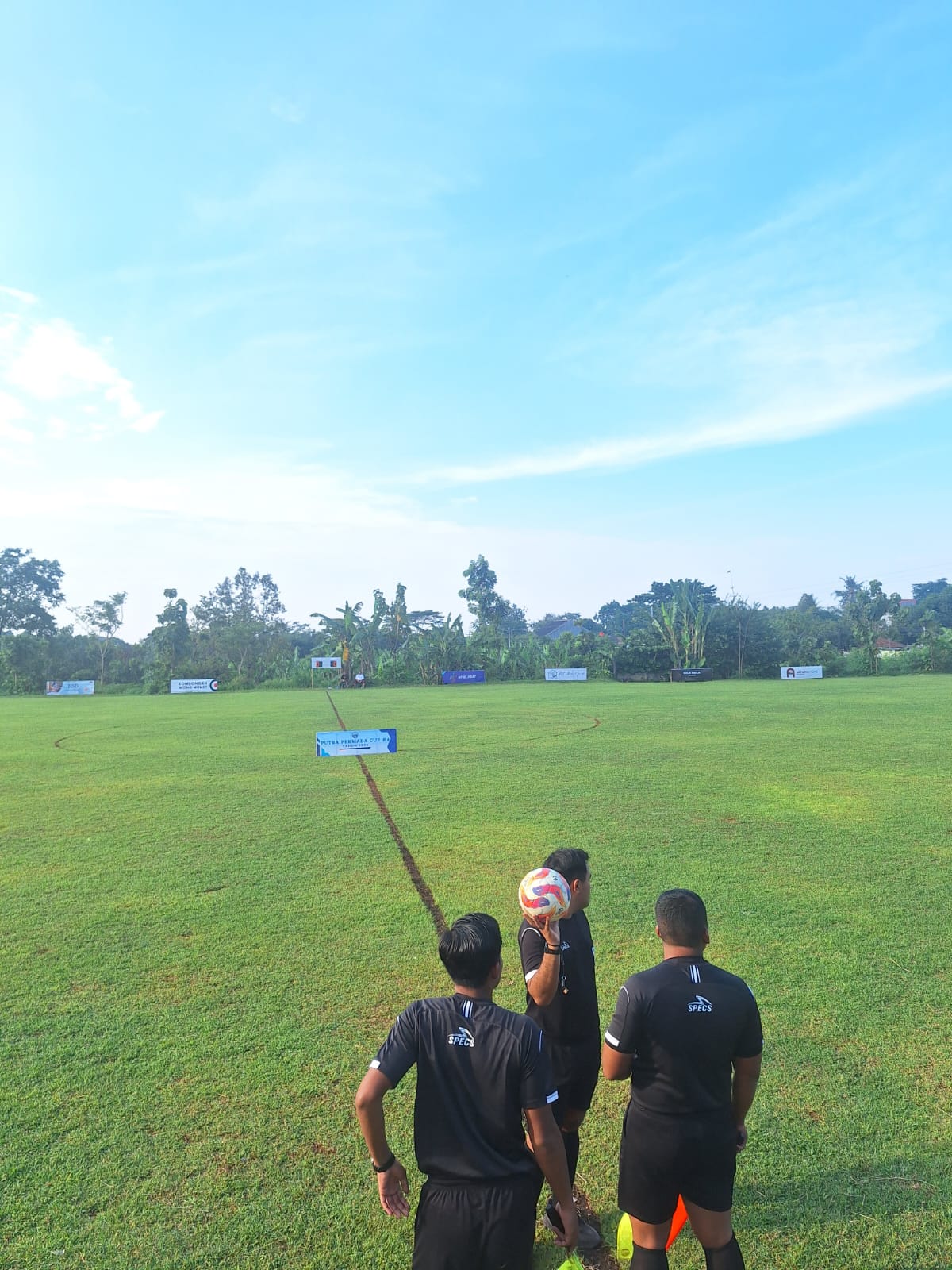 Lapangan Standart Nasional